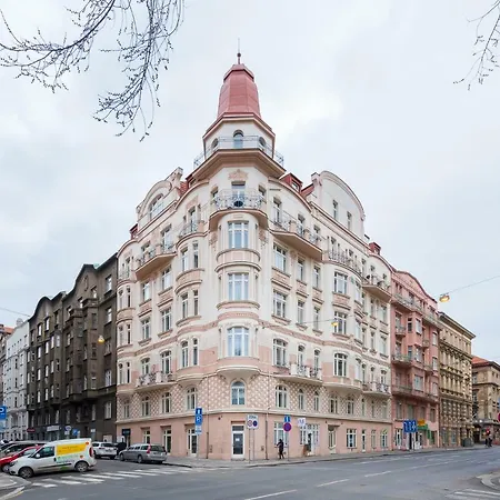 Beautiful Mala Strana Studio By Easybnb Appartement Praag
